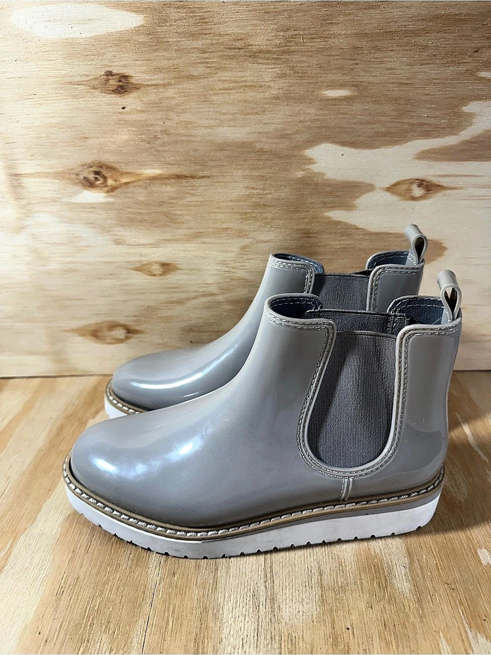 Nine West Hayden Gray Chelsea Platform Boots Women’s Size 6